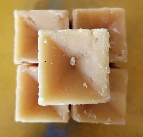 JAGGERY SQUARE BIG LOOSE